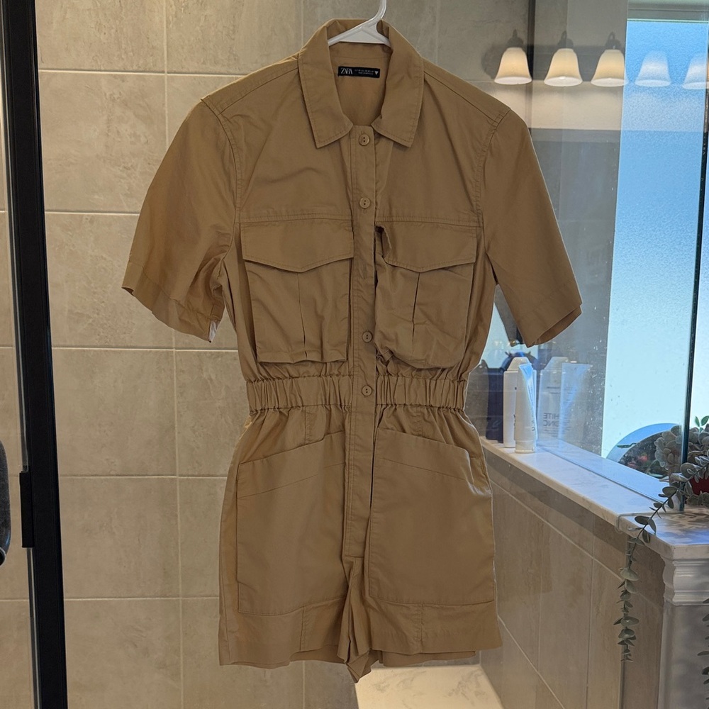 Zara Camel Button-Up Short Sleeve Romper